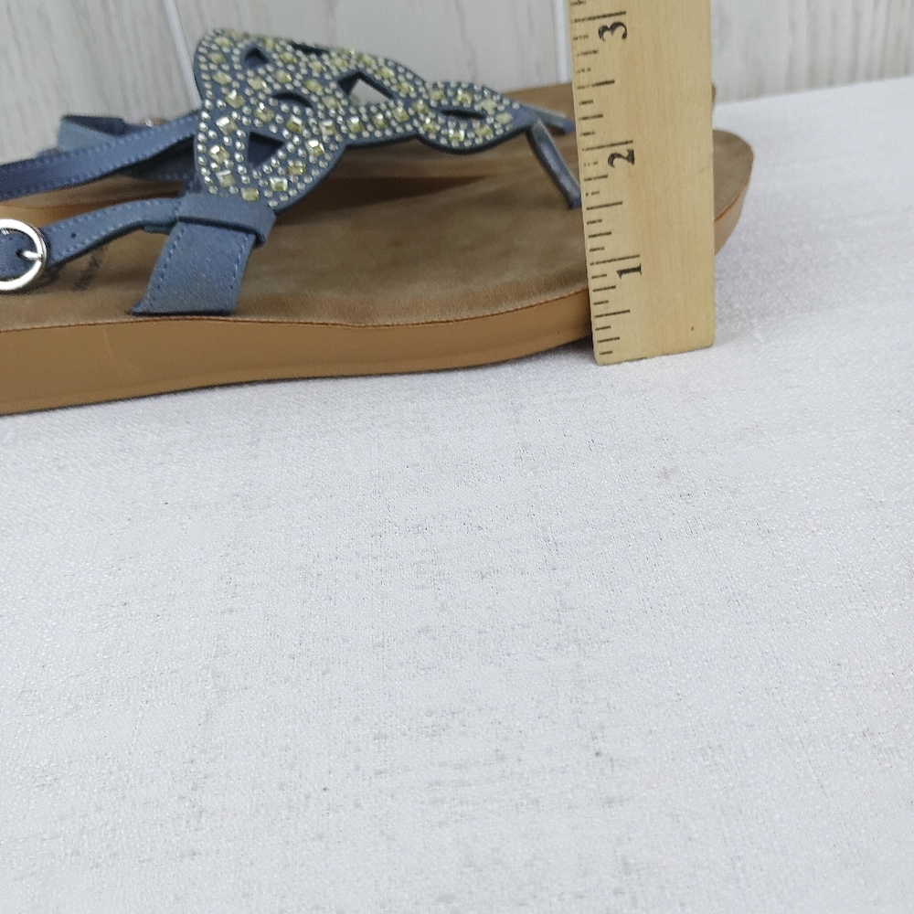 Daisy Fuentes beaded sandals juniper 5.5M blue with rhinestone strapped thong - Picture 8 of 8